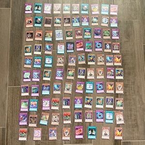 Lot of 98 Yugioh Cards Collection Konami Kazuki Takahashi Yu-Gi-Oh!